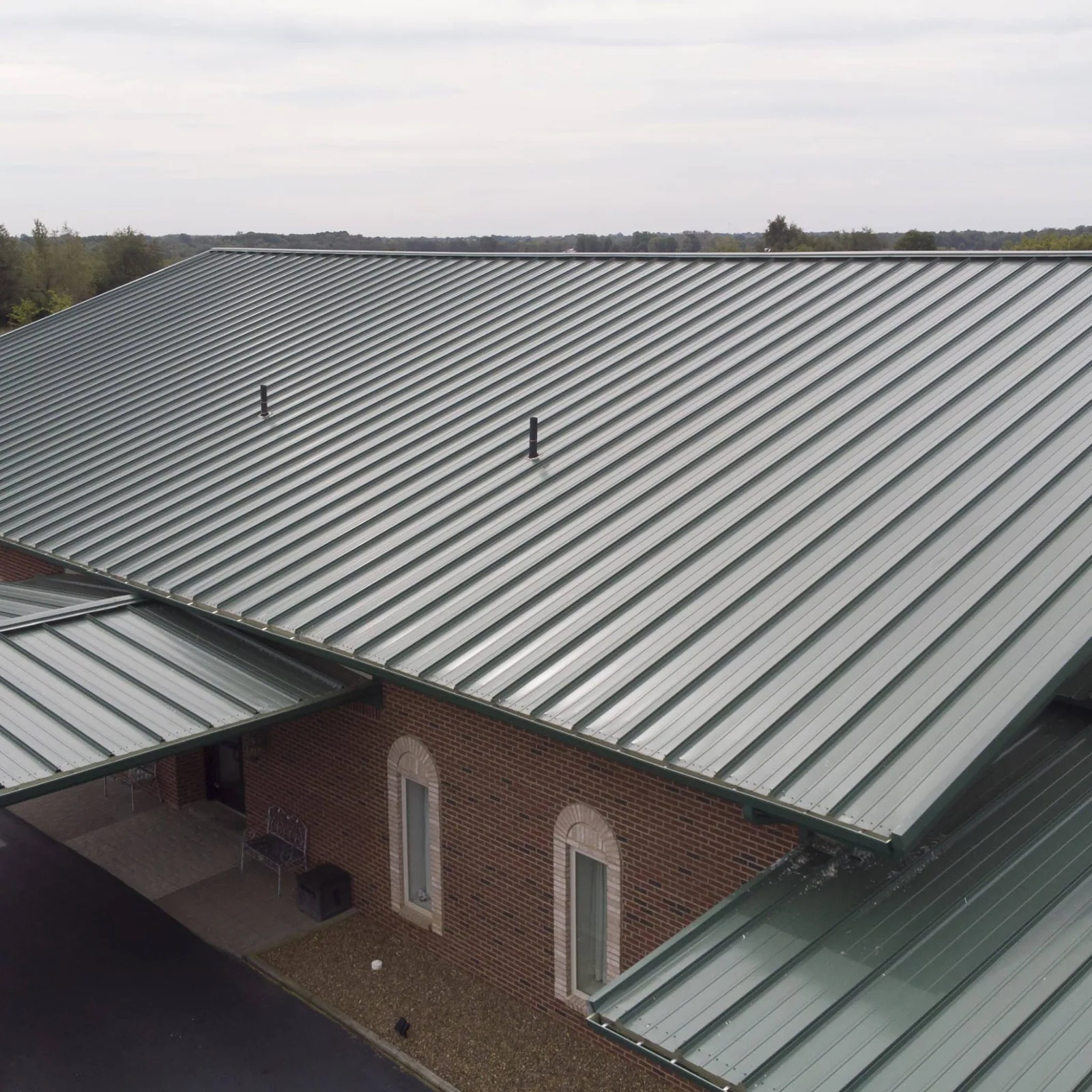 Standing seam metal roof