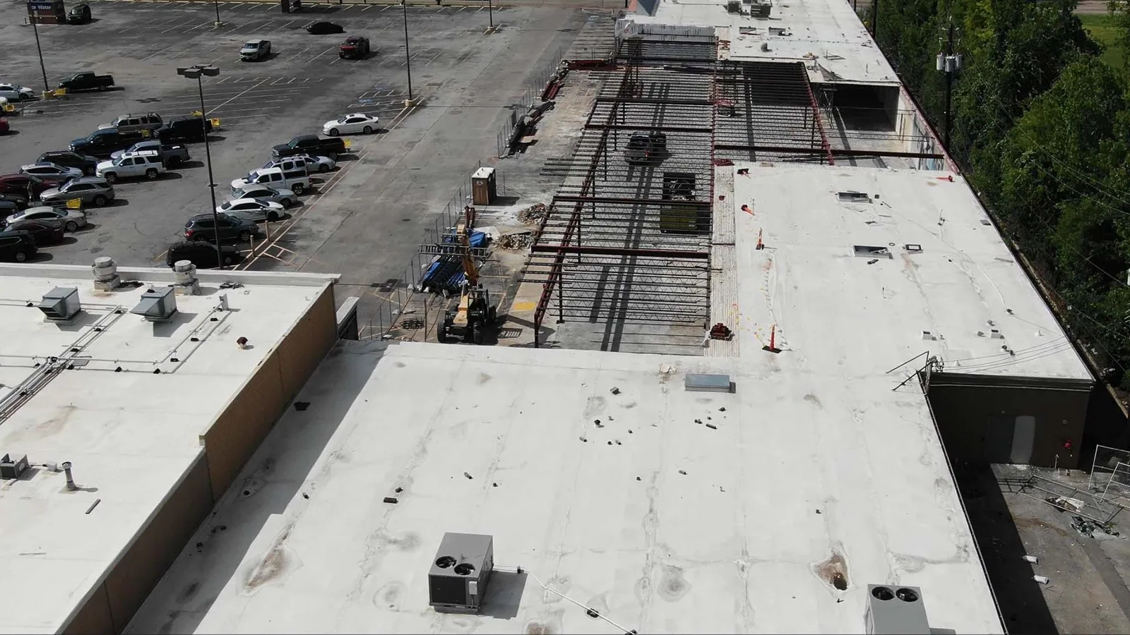 Emergency Commercial Roof Repair in Tracy, CA